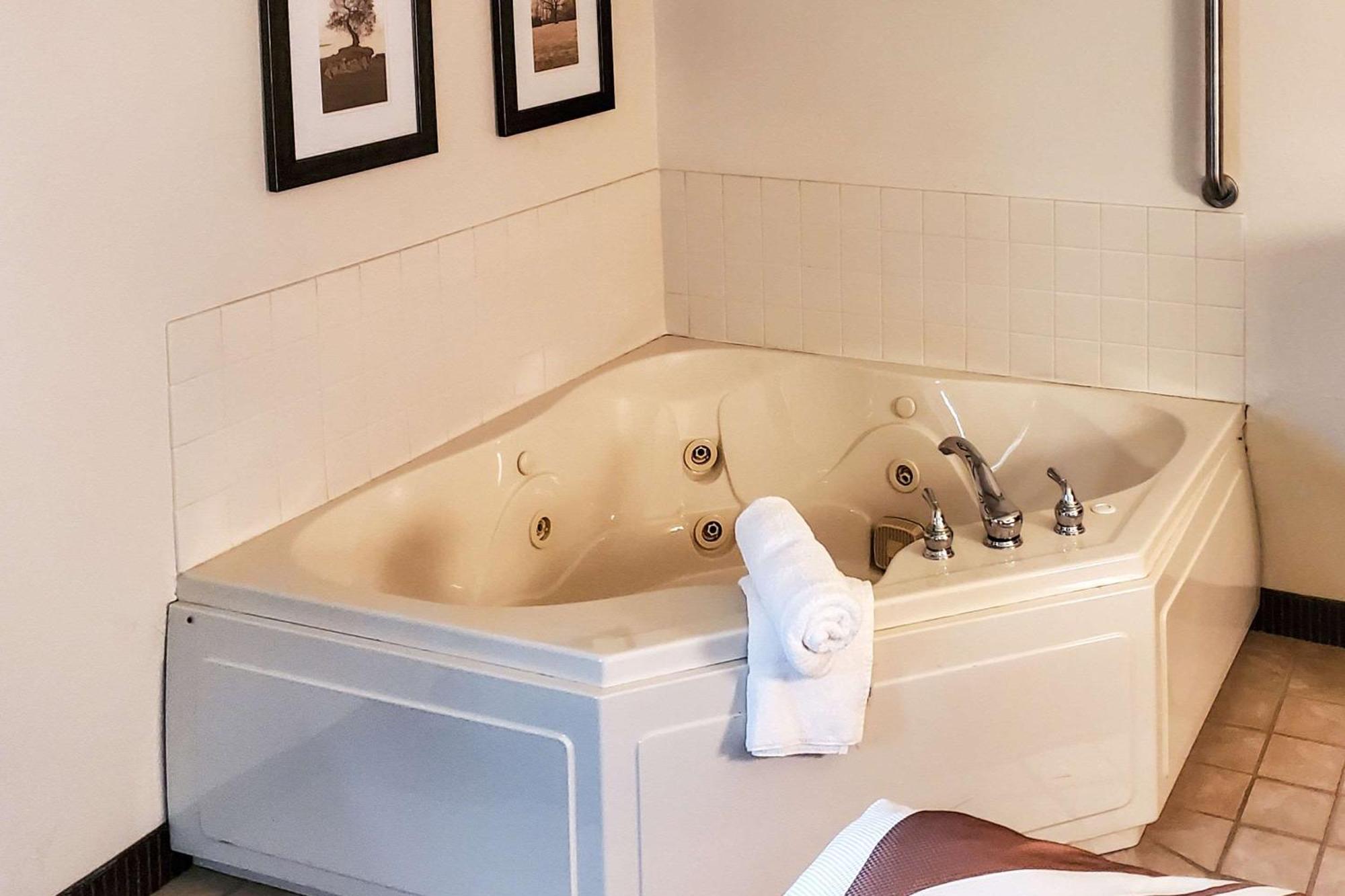 Quality Inn Atchison Экстерьер фото